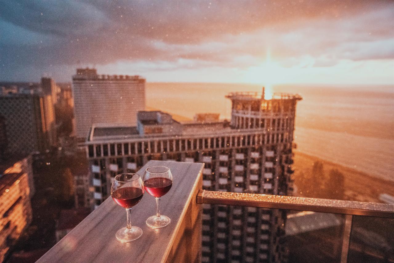 Tina'S Apartments With Panoramic Sea View Batumi Exterior foto
