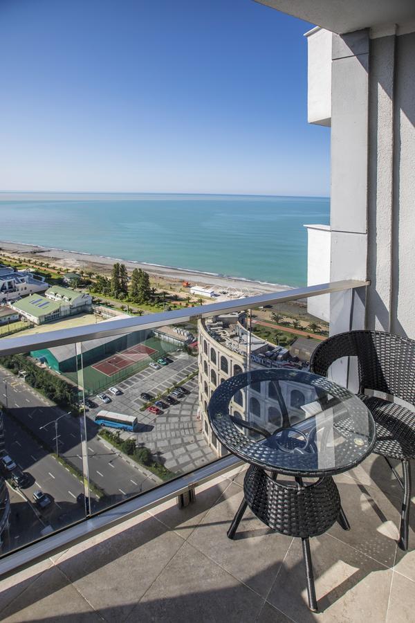 Tina'S Apartments With Panoramic Sea View Batumi Exterior foto
