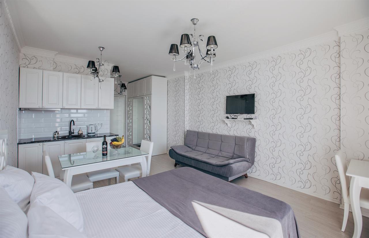 Tina'S Apartments With Panoramic Sea View Batumi Exterior foto